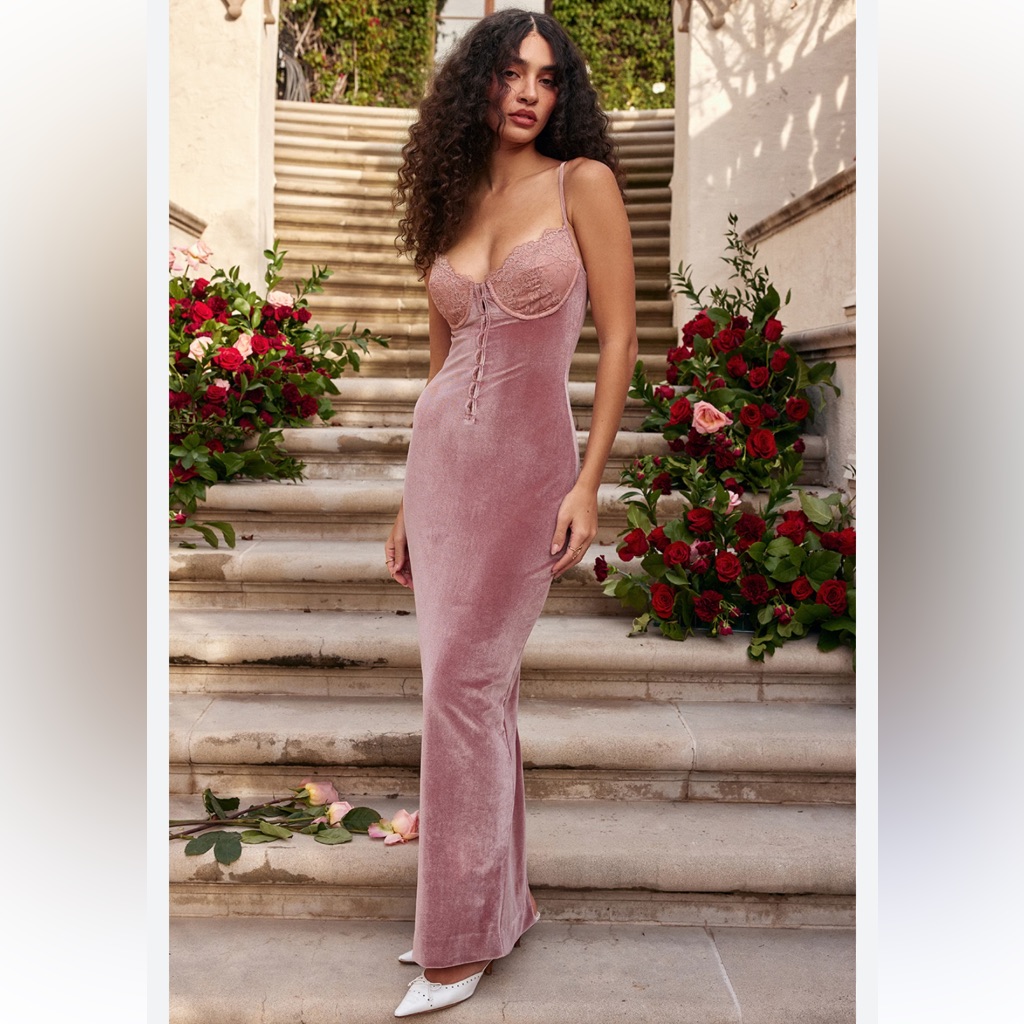 House Of Cb Azaela Soft Pink Velvet Midi Dress